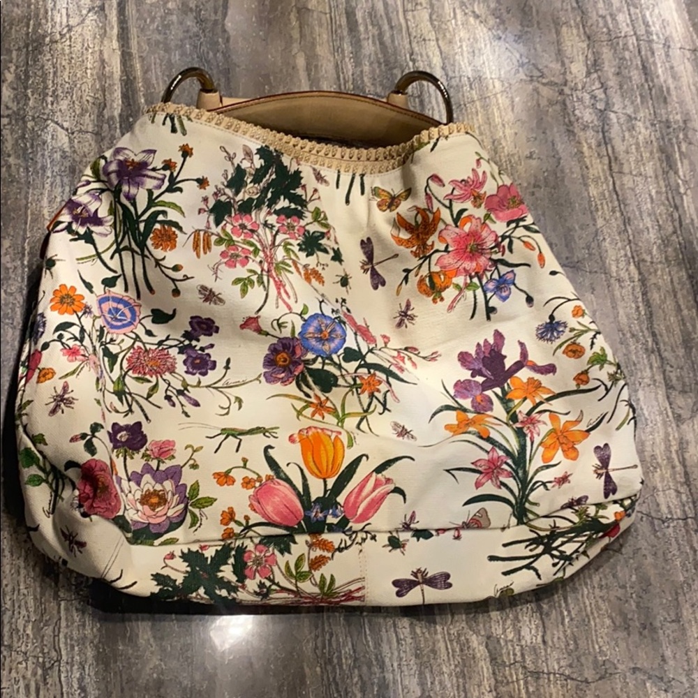 Floral vintage Gucci horsebite tote.